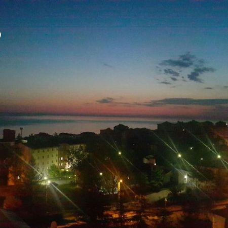 Ceyhun Apart Akcaabat Buitenkant foto