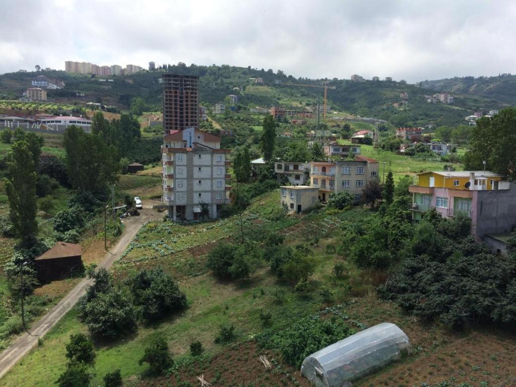 Ceyhun Apart Akcaabat Buitenkant foto