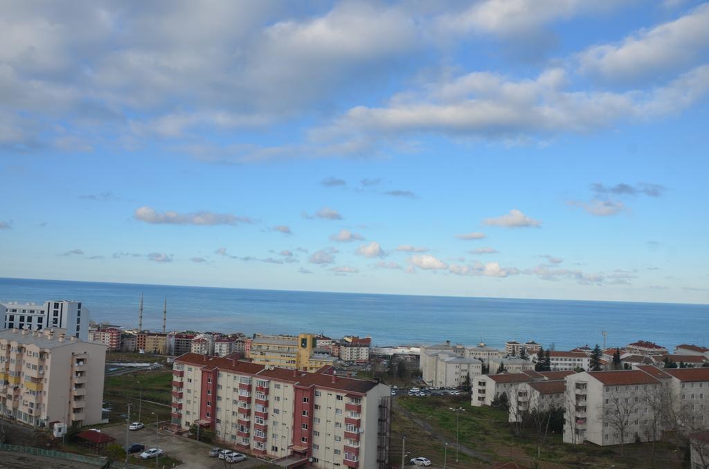 Ceyhun Apart Akcaabat Buitenkant foto